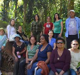 Melhor idade de Santa Cruz de Minas visita o Instituto Inhotim