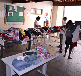 CAPS Vitória de Paraíso realiza bazar beneficente