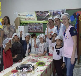 Crianças de Doresópolis fazem a festa com os profissionais do NASF do Município