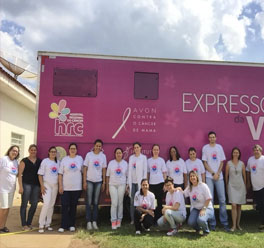 Segundo dia do Expresso da Vida em Itamogi realiza 50 exames de rastreamento mamográfico nas mulheres da zona rural